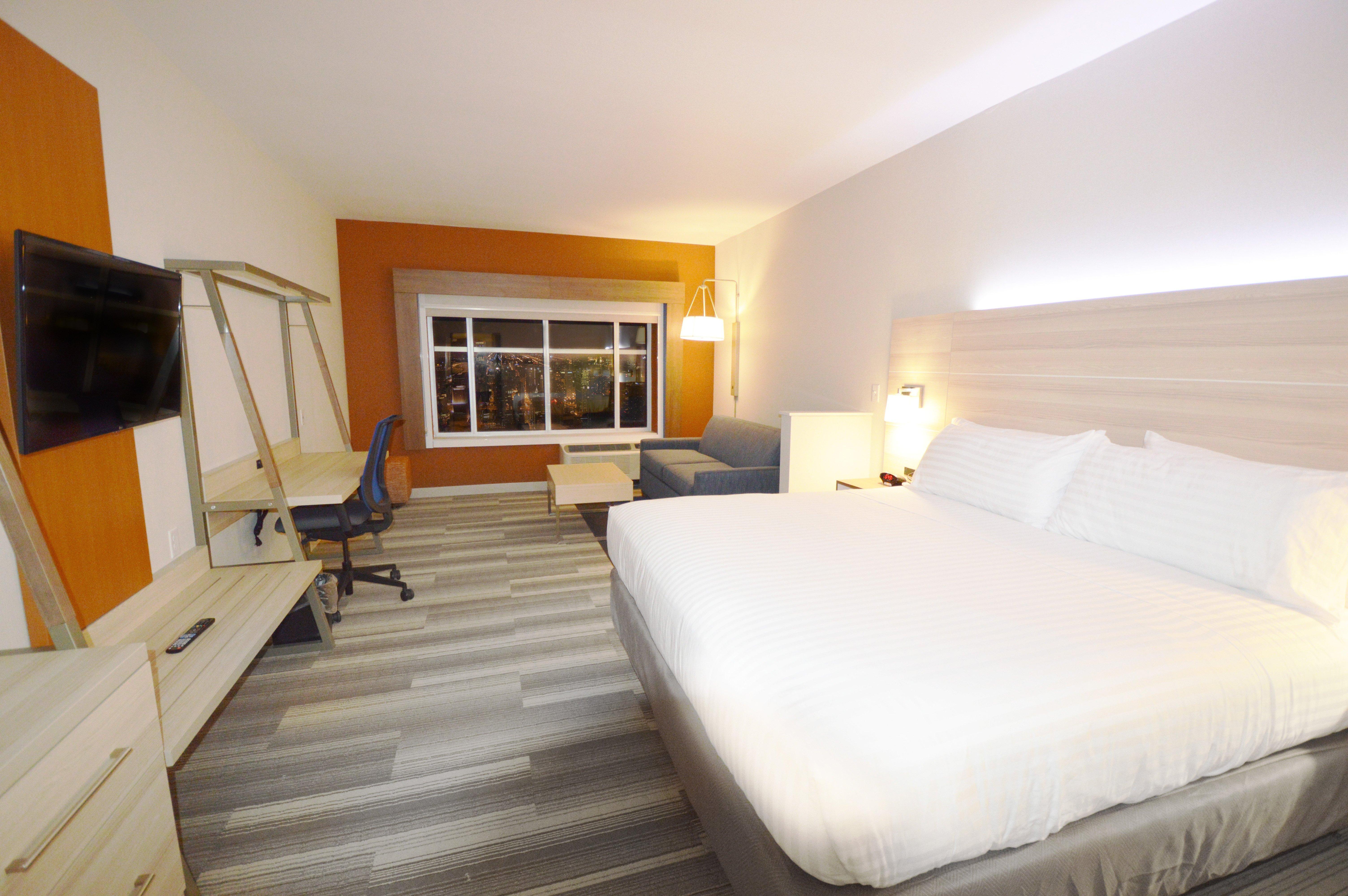 Holiday Inn Express & Suites Toledo West By Ihg Buitenkant foto